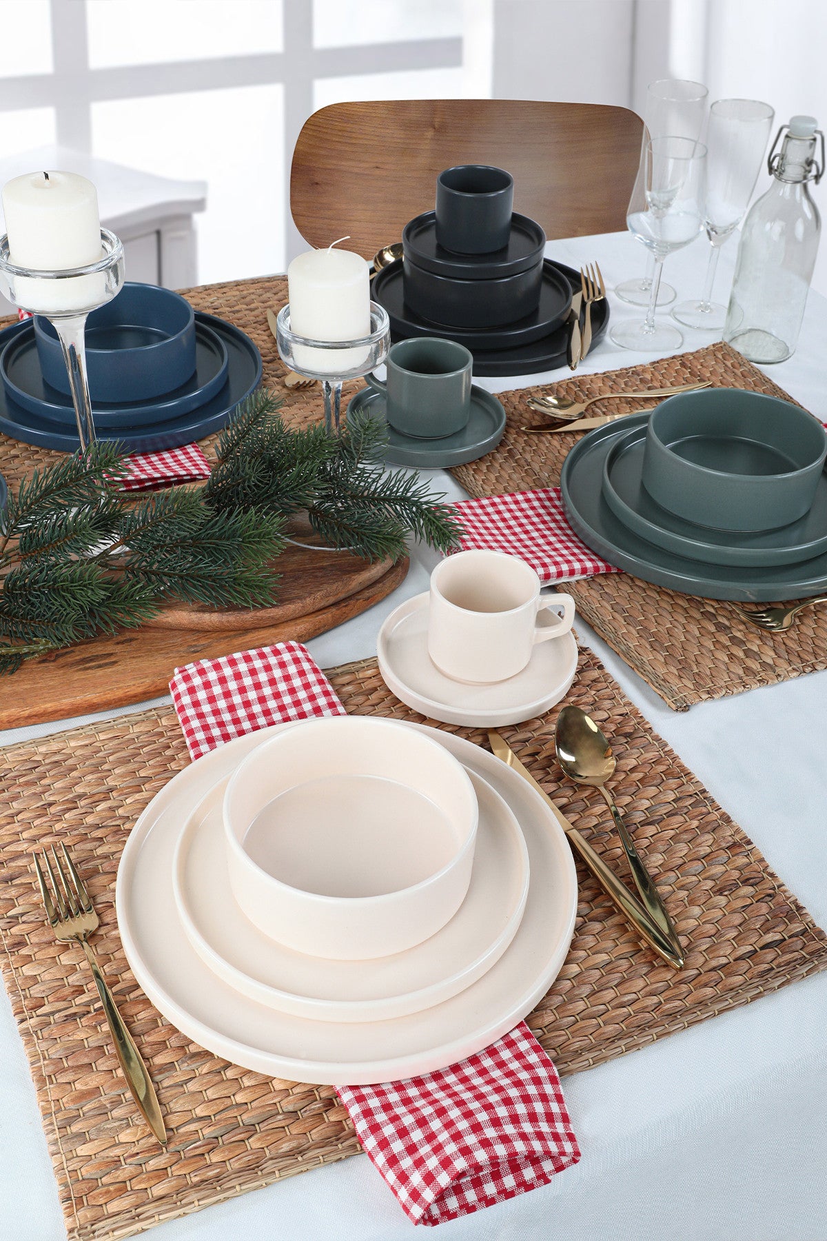 24 delige serviesset - 6 persoons - Amadora - blauw met aqua look - Po 24 delige serviesset - 6 persoons - Amadora - blauw met aqua look - Po