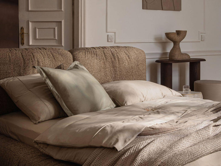 Bedframe Martina bouclé 140 x 200 met opbergruimte