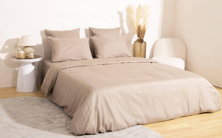 sia-home-dekbedovertrekset-anna-beige-katoensatijn-beddengoed-bed-bad_8245891