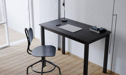 house-of-woods-bureau-vesa-zwart-donkernaturel-bruin-110x60x60-grenenhout-tafels-meubels1