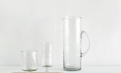 urban-natureculture-wine-glasshammered-transparant-gerecycled-glas-glaswerk-koken- tafelen2