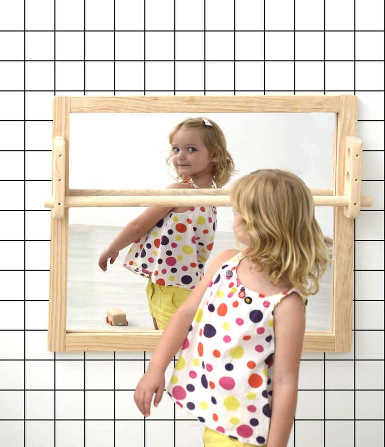 Kinderspiegel Montessori