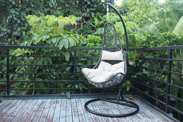 Hangstoel Halve maan wicker