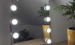 Make-up spiegel Hollywood