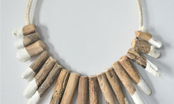 Wandhanger Putih