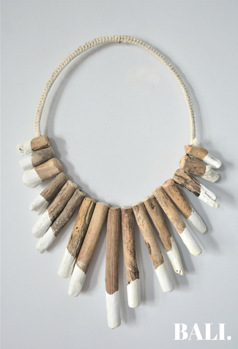 Wandhanger Putih
