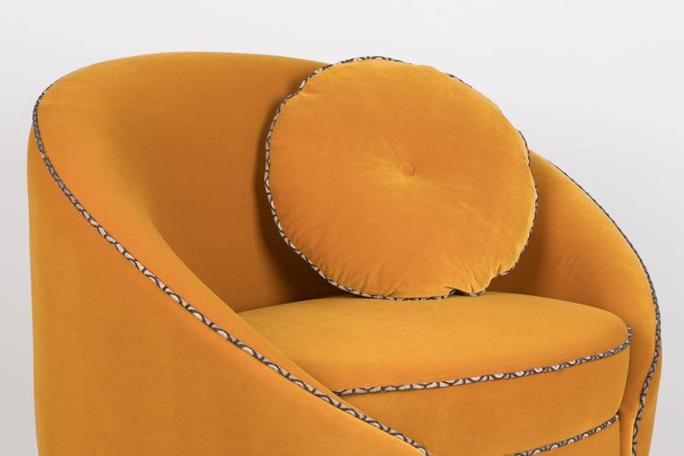 Loveseat Don't Love Me velvet