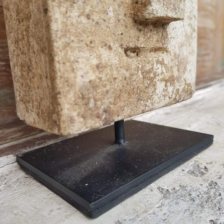 Masker op standaard Tribal