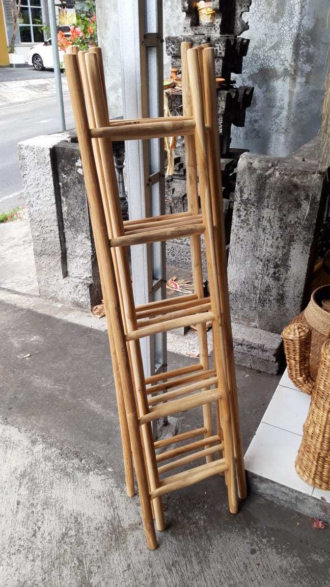 Sierladder Lia