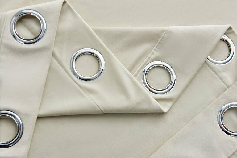 Velvet gordijnen met ringen