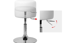 Bureau Mella met kruk
