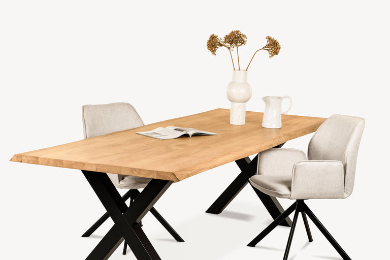 Eettafel Livia eikenhout