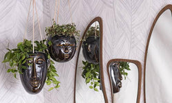 Plantenhanger Mask