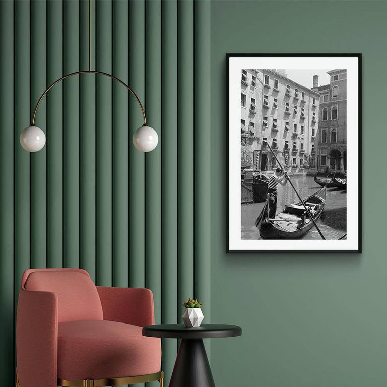 Ingelijste poster Gondolier in Venice '53