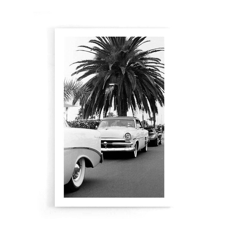 Plexiglas schilderij Classic Car Under A Palm Tree