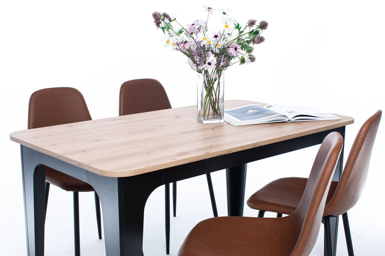 Eettafel Bond